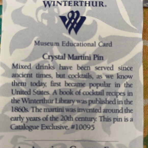 Crystal martini πΈ pin - Picture 2 of 3